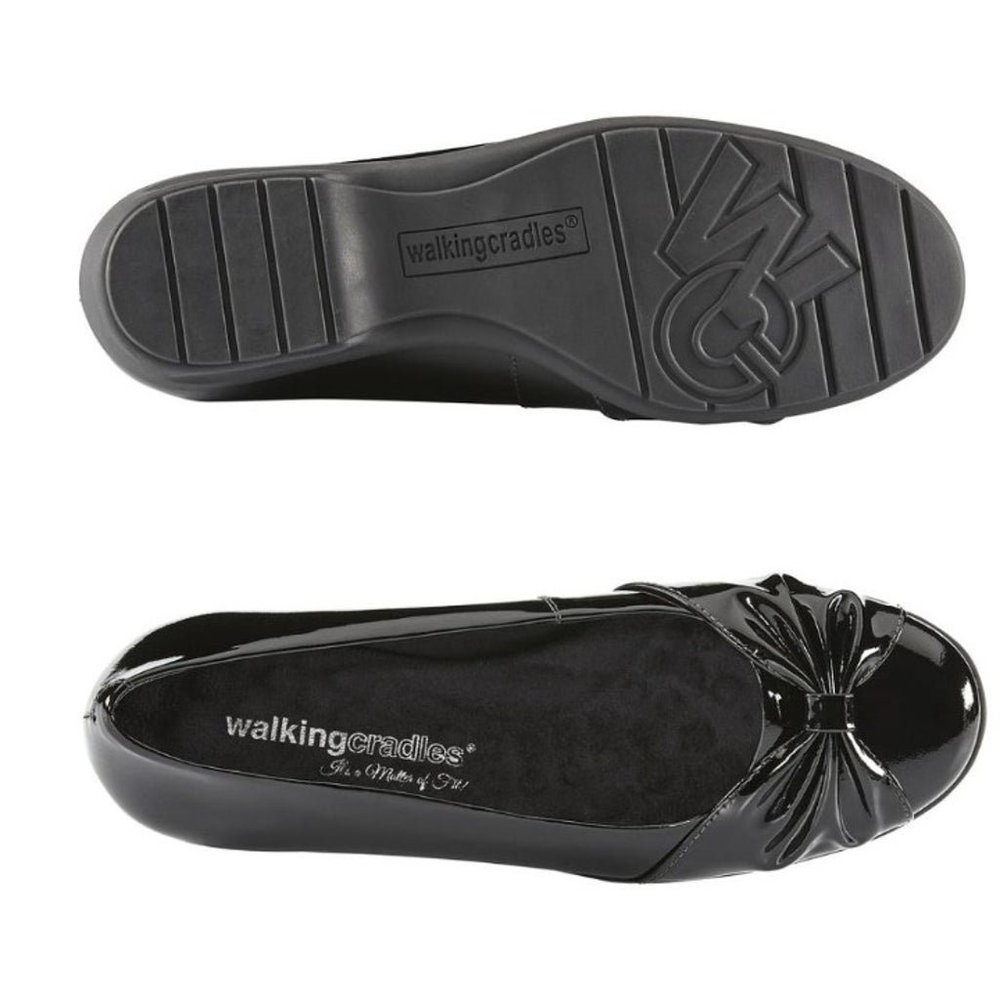 WALKING CRADLES Black Patent Leather Flats